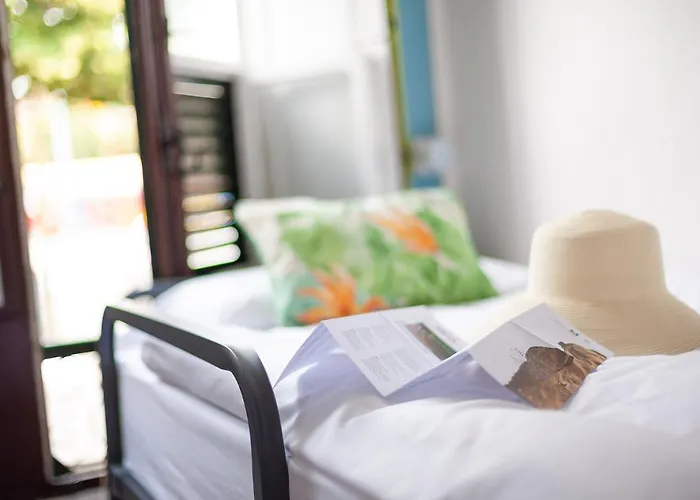 Albergue Patio (adults Only)