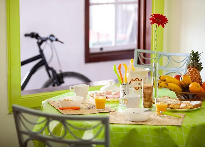 Patio (adults Only) Albergue