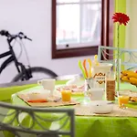 Patio (adults Only) אכסניה